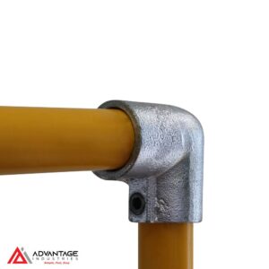 Corner tee fitting for pipe connection in plumbing or industrial systems.