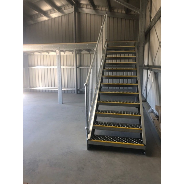 Yellow Anti-Slip Stair Nosings 25mm - Image 3