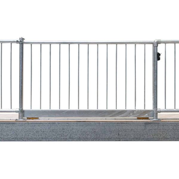 Balustrade Sliding Gate - Image 10