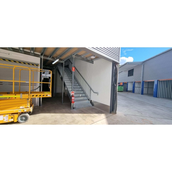 Welded Staircases for Industrial Units - Image 3